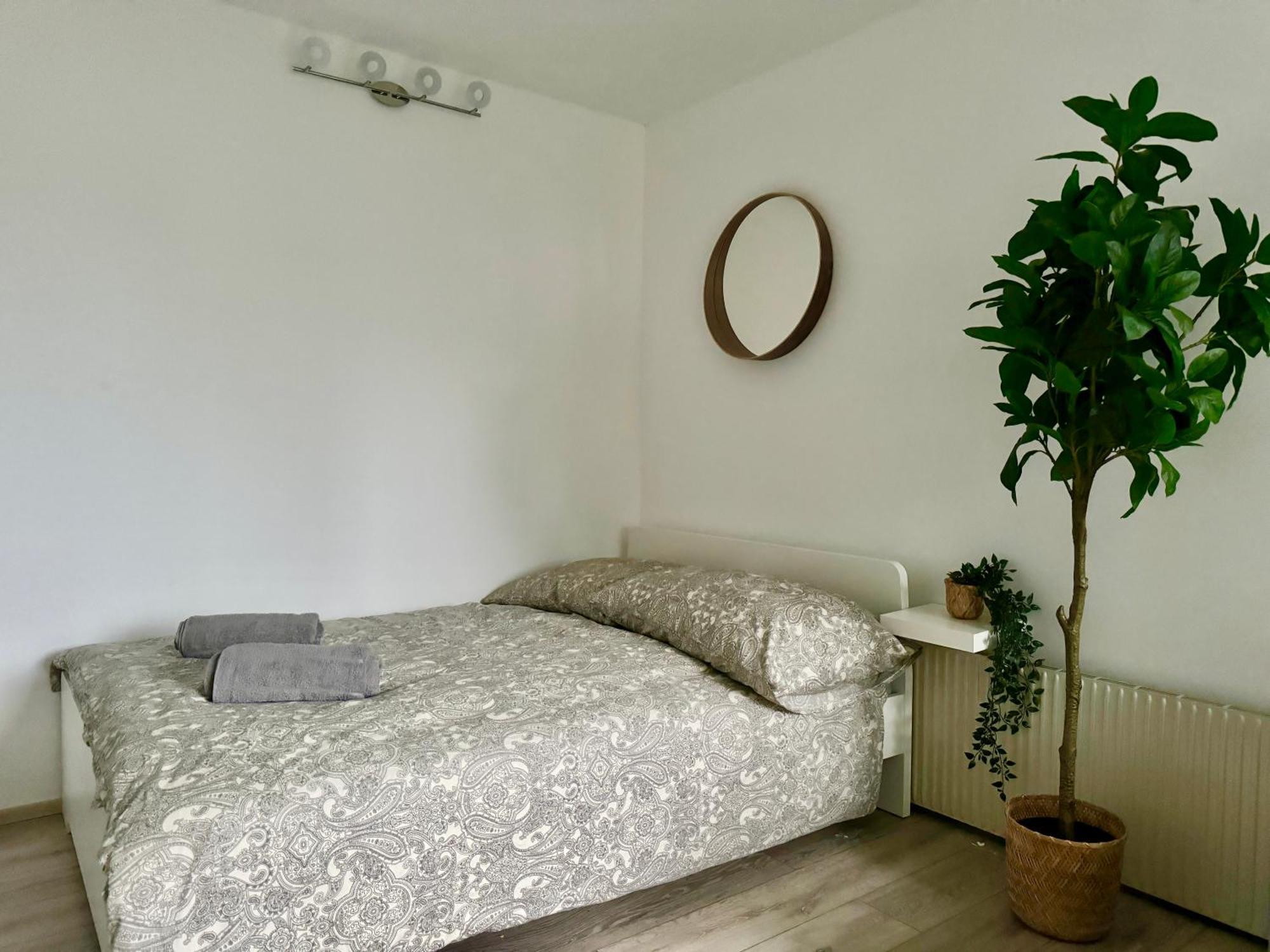 Stylish Schonbrunn Apartments With Free Parking Viena Exterior foto